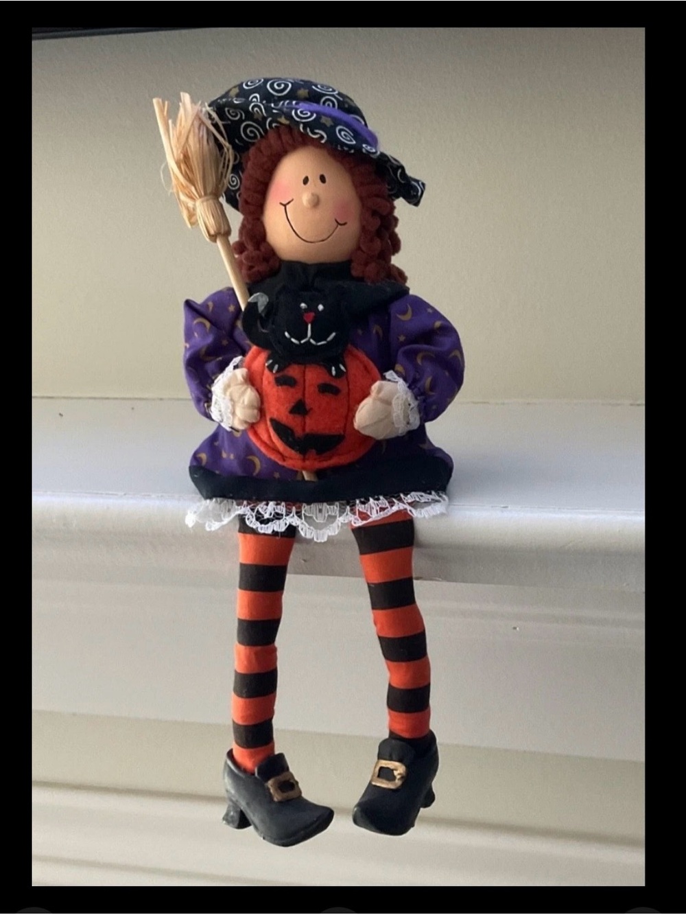 VTG 2001 NIB Avon Halloween Witch Porcelain Doll Shelf Sitter Spooky Decor Fall